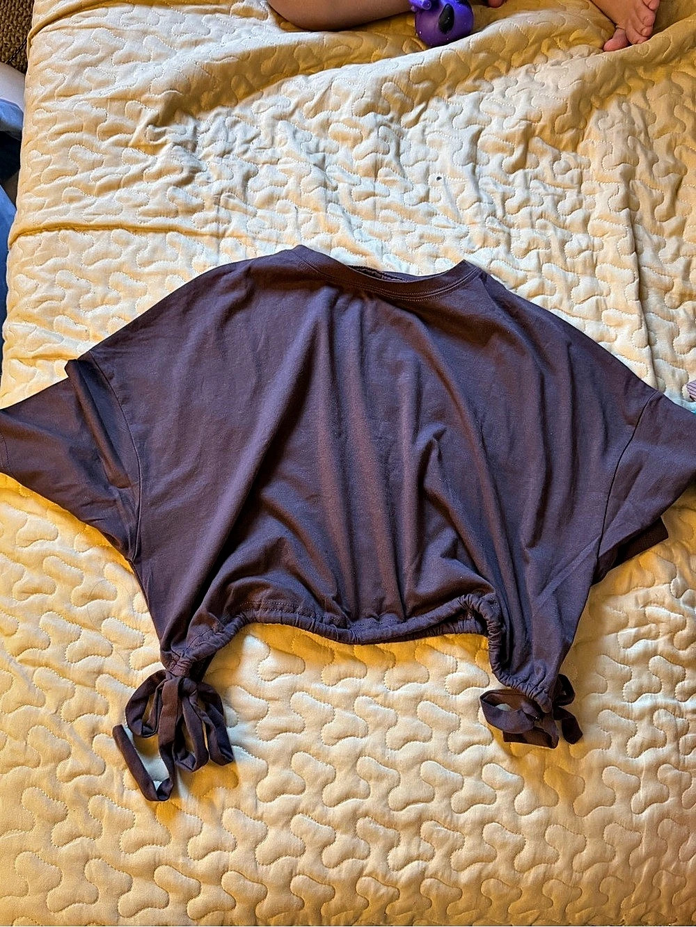 Dazy Tie-Detail Top in brown Size Medium